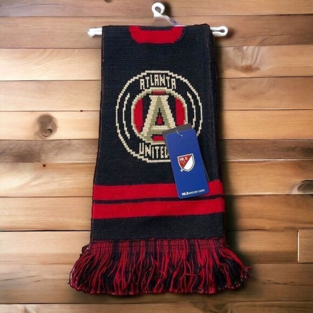 NWT Ruffneck Atlanta United FC Flip Side Knit Scarf Black Red MLS Soccer Skyline